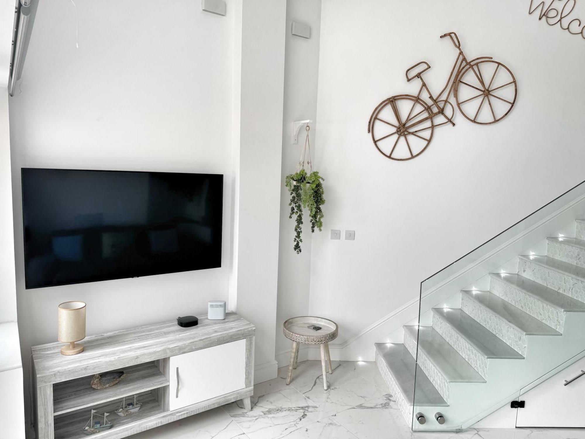 Luxury Catalan Bay Beach House - Sea + Rock Views Gibraltar Exterior photo